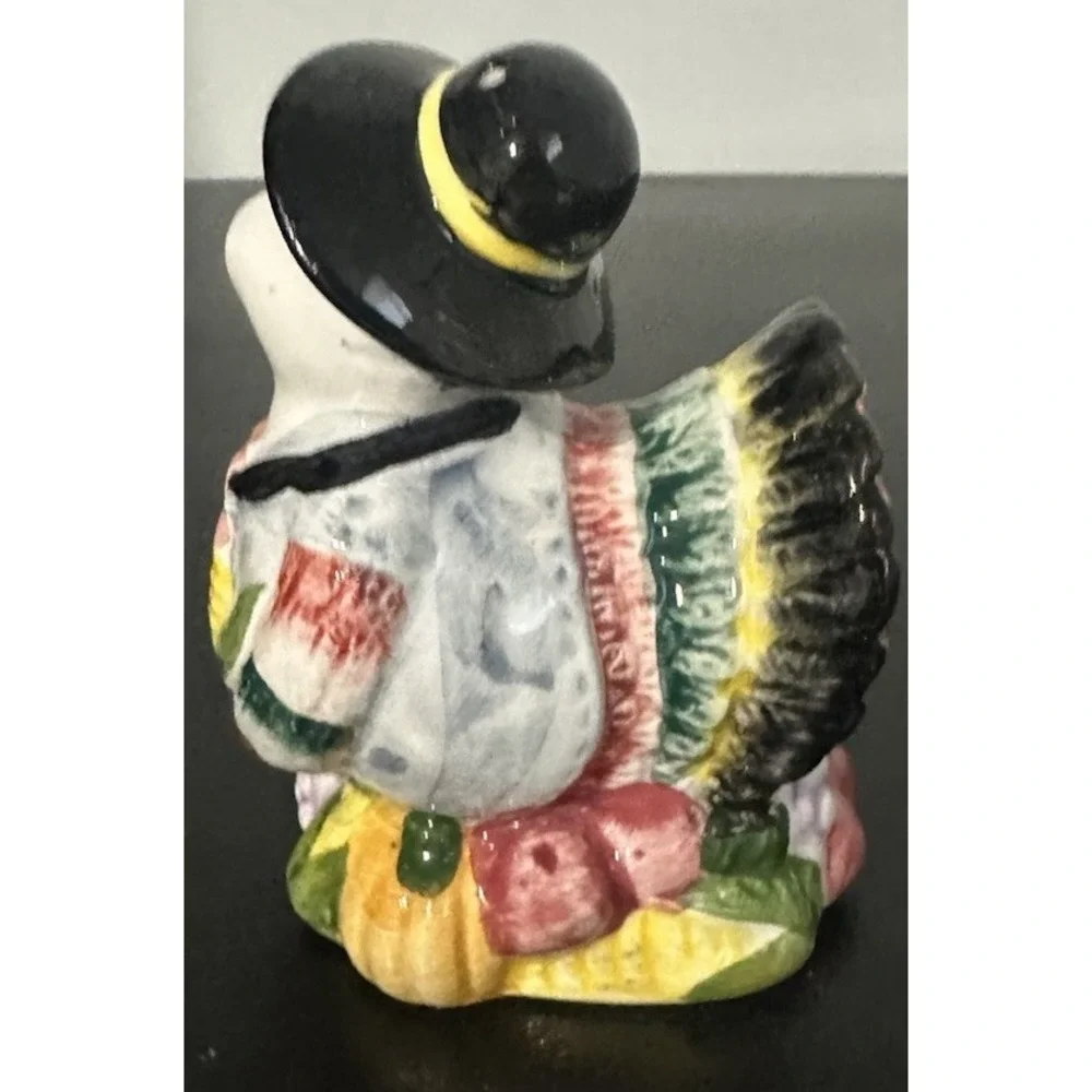 Thanksgiving Mr & Mrs Tom Turkey Ceramic Salt & Pepper Shakers